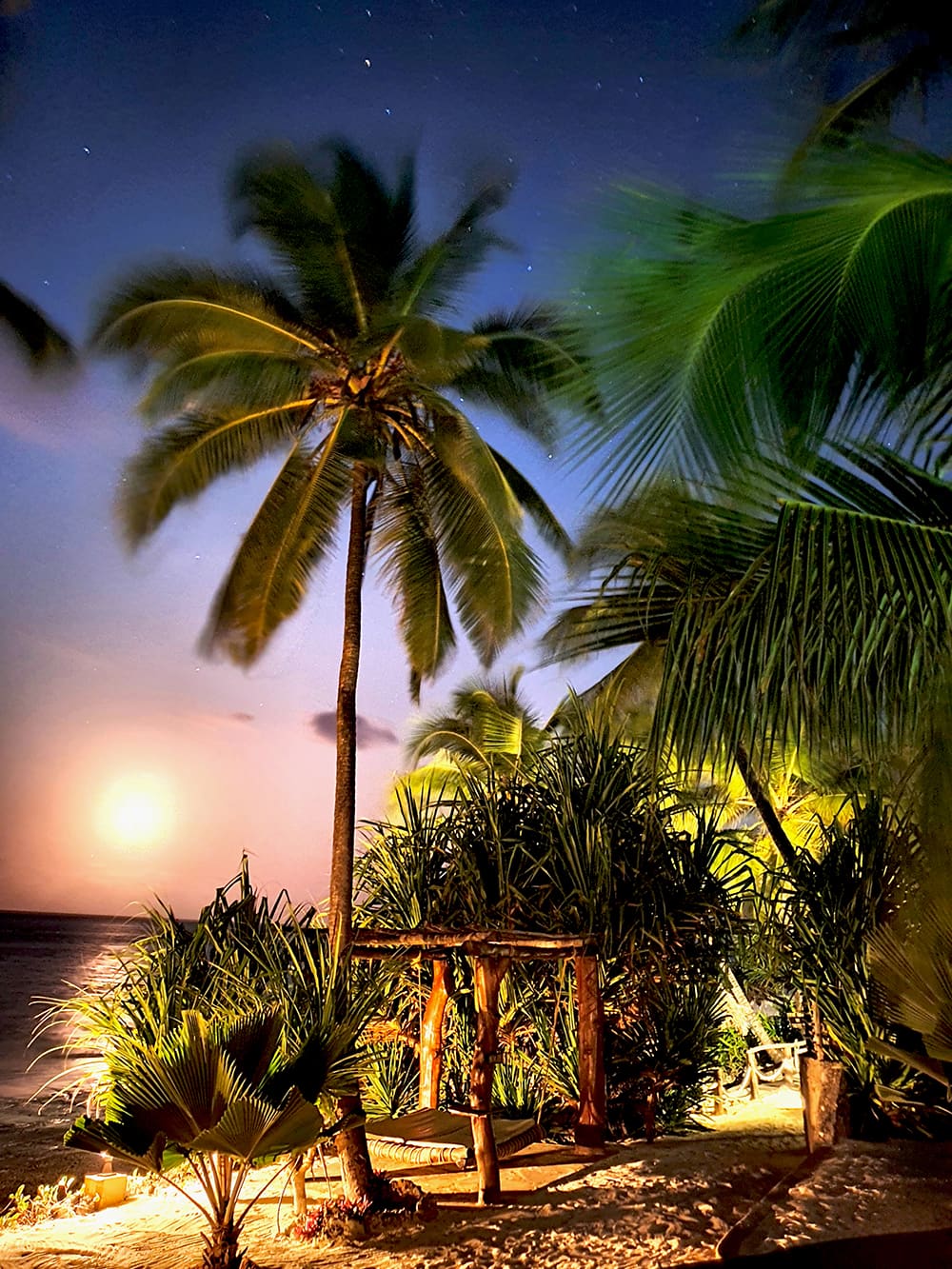 moonrise in front of villa kidosho