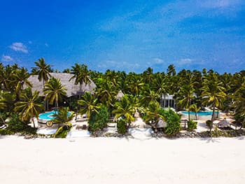 Strand vor dem Boutique Hotel Matlai