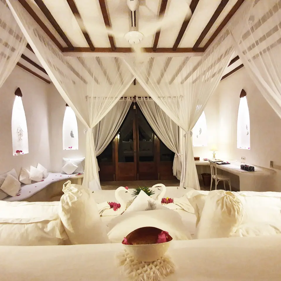 Zimmer Hewa | Zimmer bei Nacht