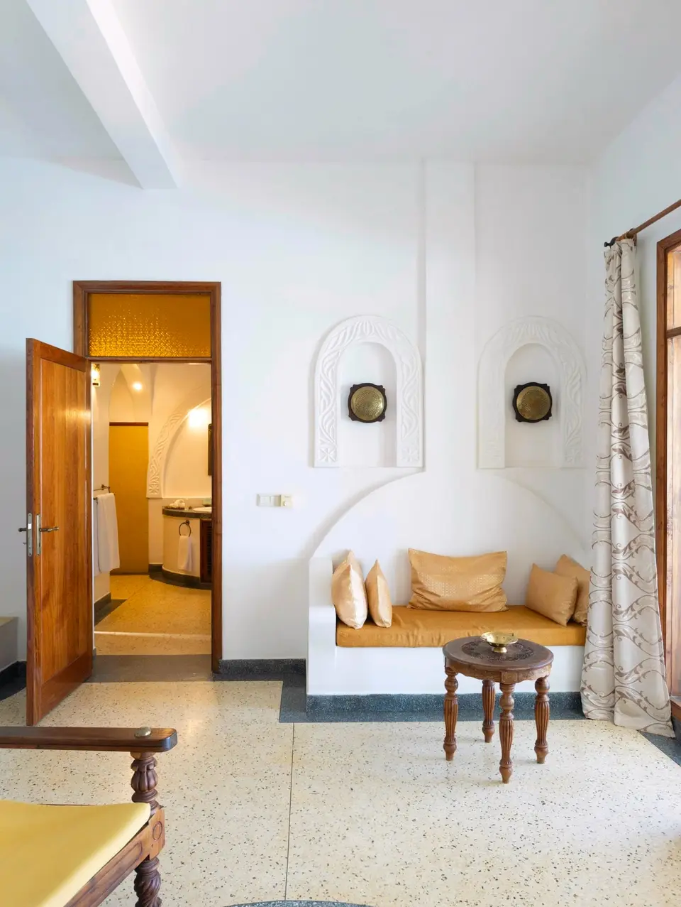 Zimmer Jua Baraza – Entspannen & den Ausblick genießen in der Villa Kidosho Sansibar