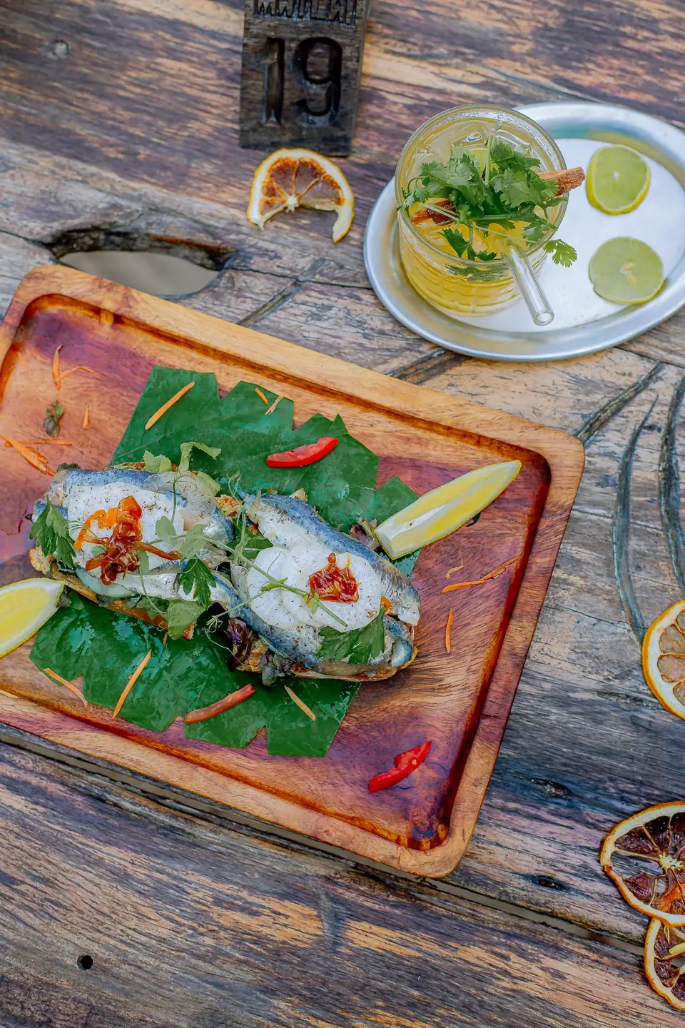 Geräucherte Sardinen, serviert im Zatiny Restaurant, Boutique Hotel Matlai Sansibar.