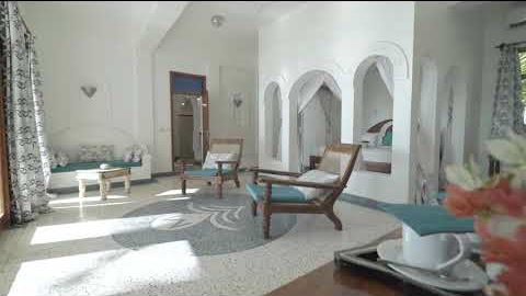 Villa Kidosho — a walk through the suites and the pool.